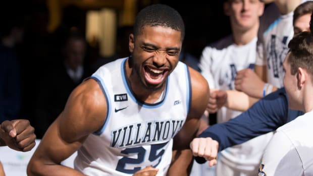 mikal_bridges_villanova_marquee_.jpg
